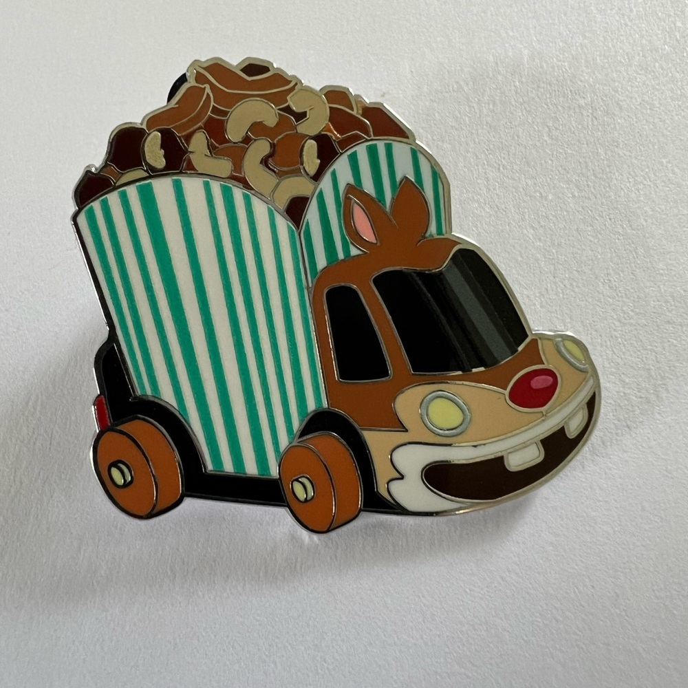 Disney Food Truck Pin - Dale